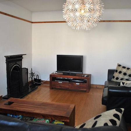 Sand And Sea Cottage- Lovely Family Home كرايل المظهر الخارجي الصورة